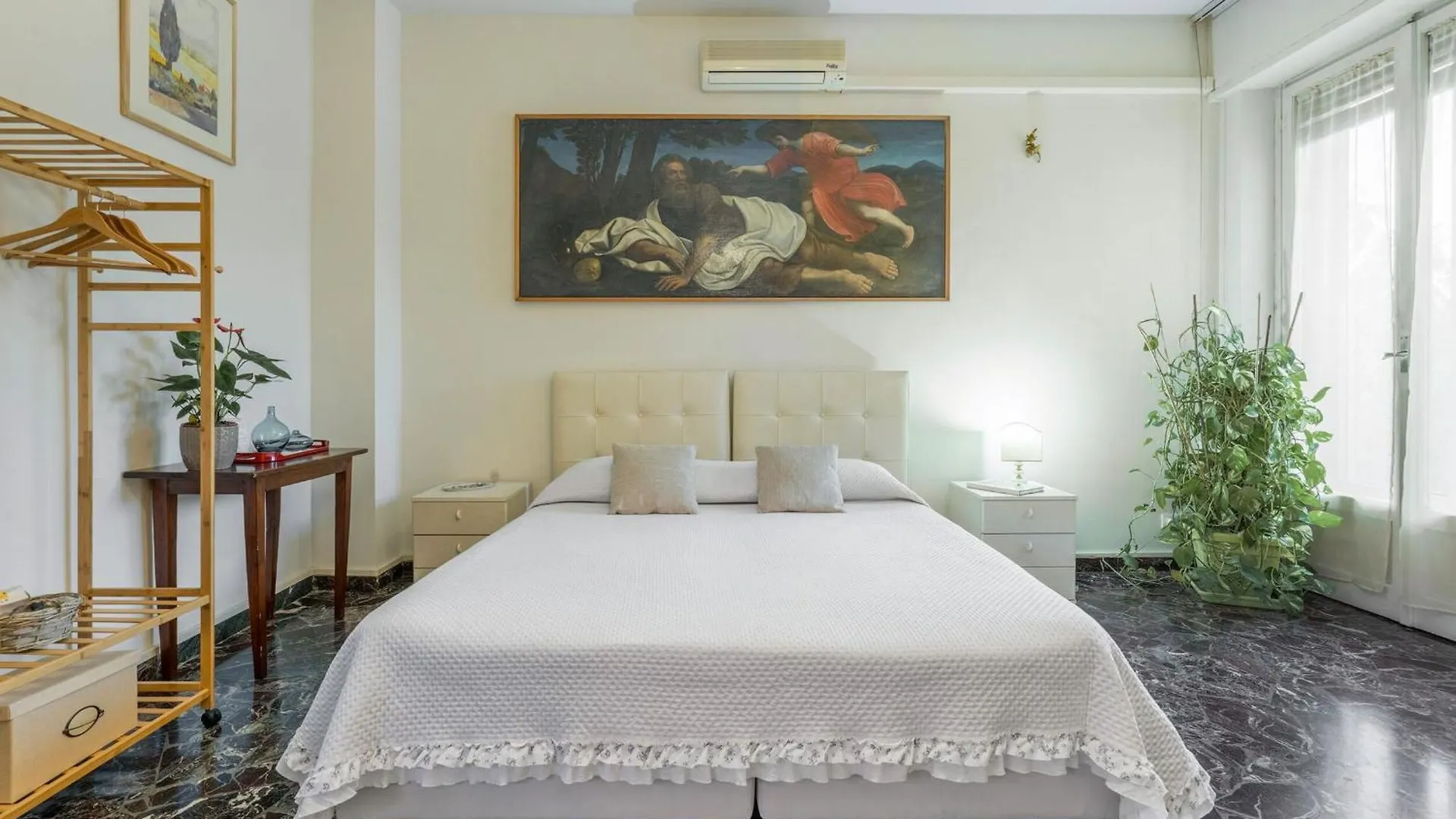 Stultus Apartment, Florence, Campo Marte Daire Floransa